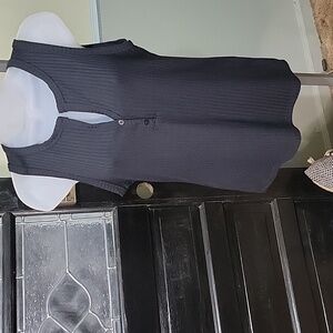 #29 EUC Sojourn Black Sleeveless Ribbed Knit Tank V-Neck Women Size MP